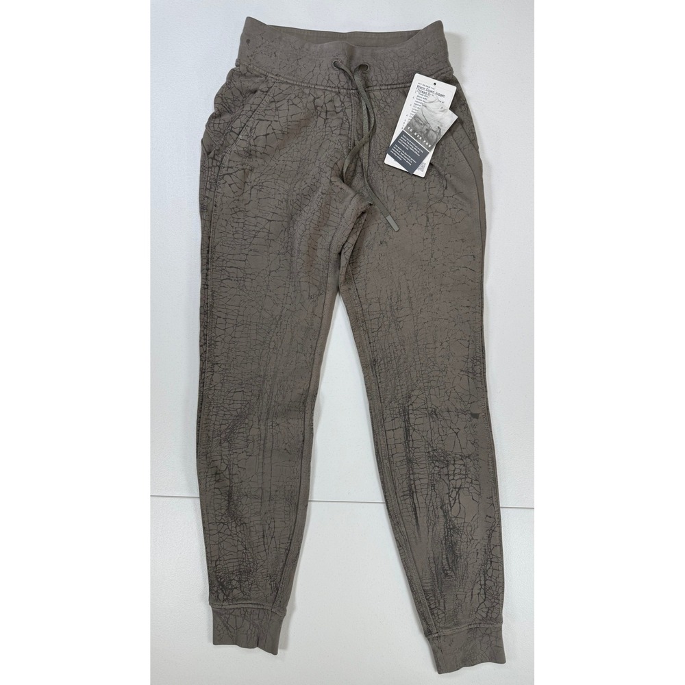 Lululemon Warm Down Jogger Womens 2 To Dye For Rover Black Crackle Print NWT